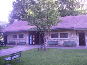 Gregg Park Enclosed Shelter